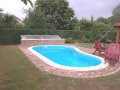 Ohřev vody rodinného bazénu horizontálními solárními kolektory